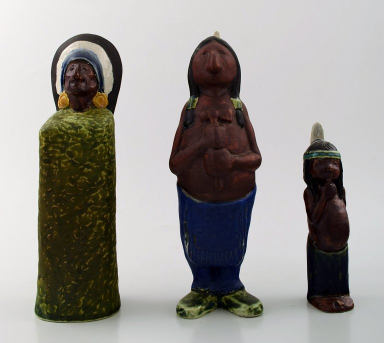 Rolf Palm, Höganäs, tre indianere, unika keramikfigurer. 