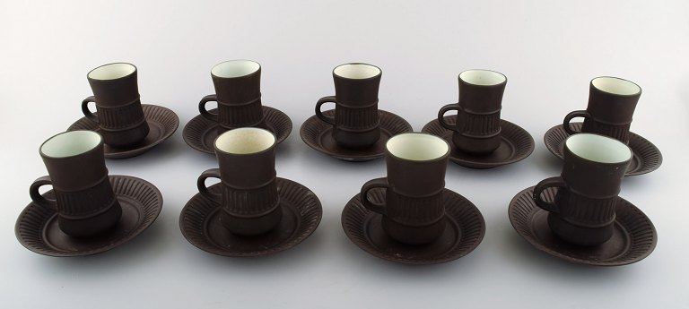 Jens H. Quistgaard, Flamestone.Ni kaffe/mokkakopper med underkopper.