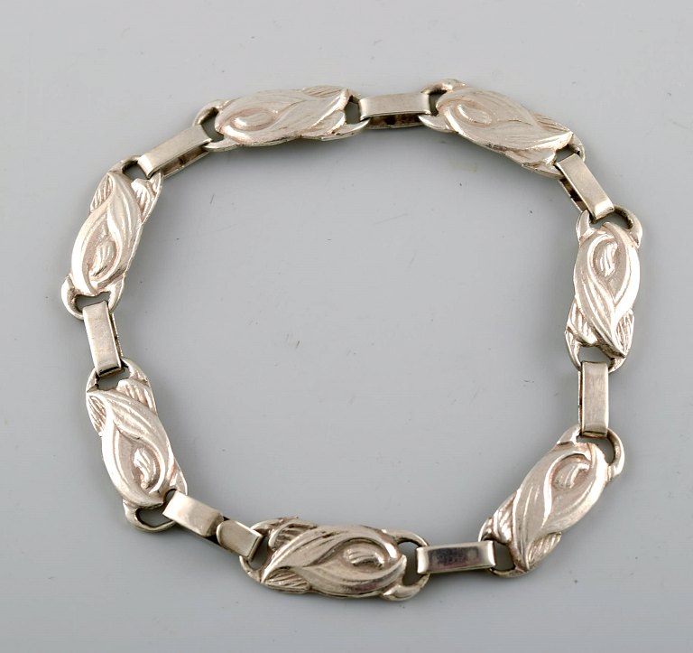 Vintage Danish silver bracelet in modern design, stamped CCGÅ, 830S.1930 / 40s.