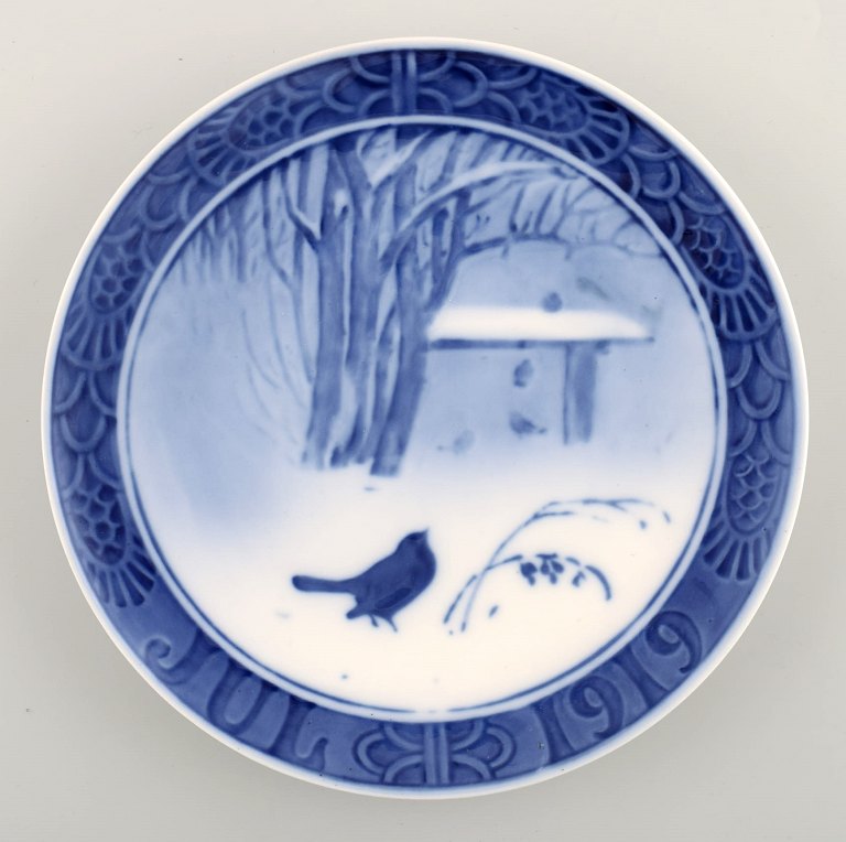 Royal Copenhagen, Christmas plate from 1919.