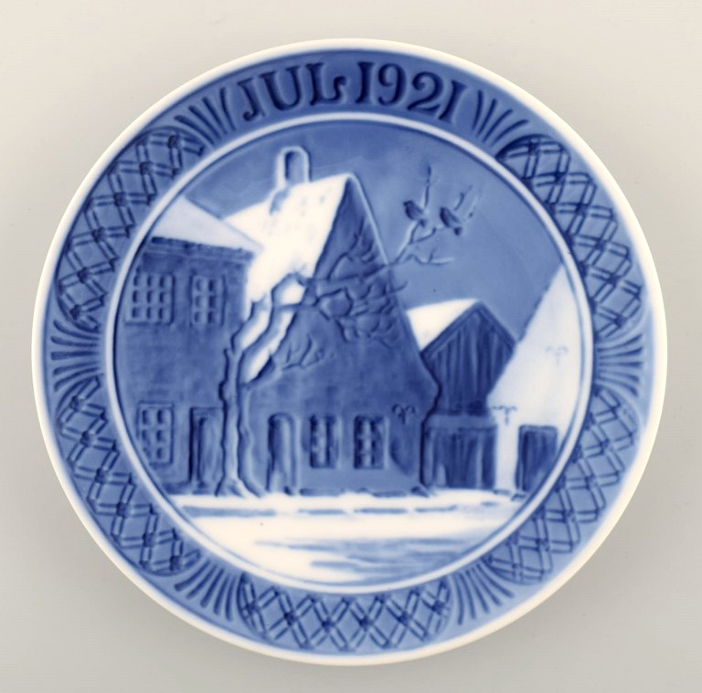 Royal Copenhagen, Kgl. Juleplatte fra 1921.