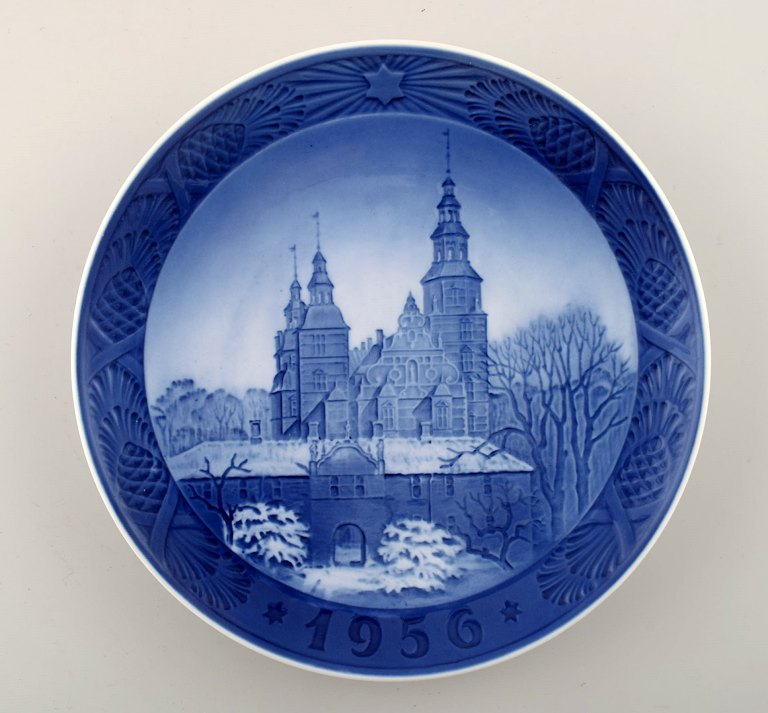 Royal Copenhagen, Kgl. Juleplatte fra 1956.