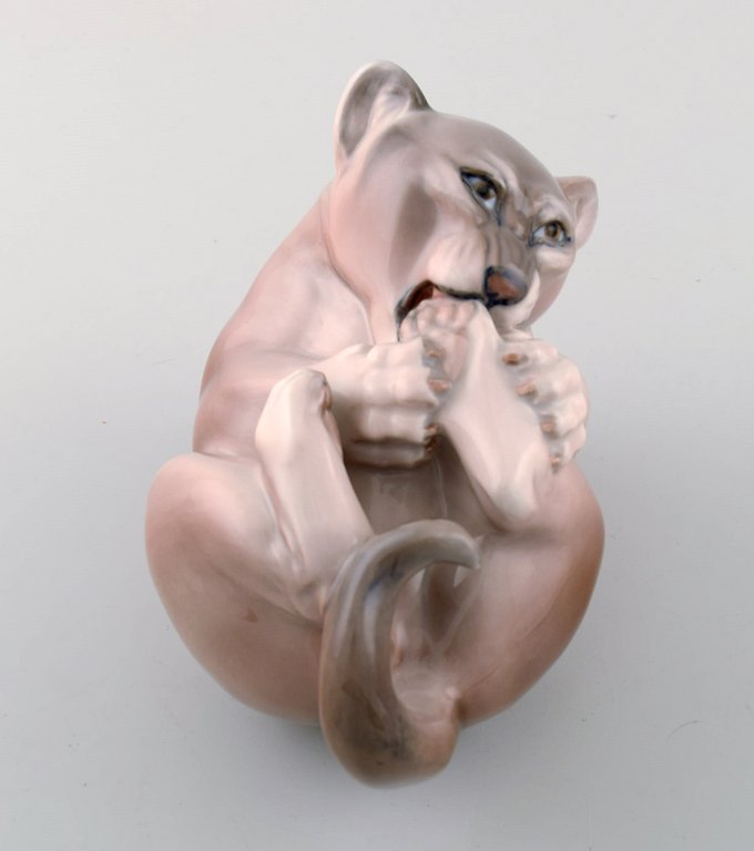 Royal Copenhagen Figurine, lion cub.
