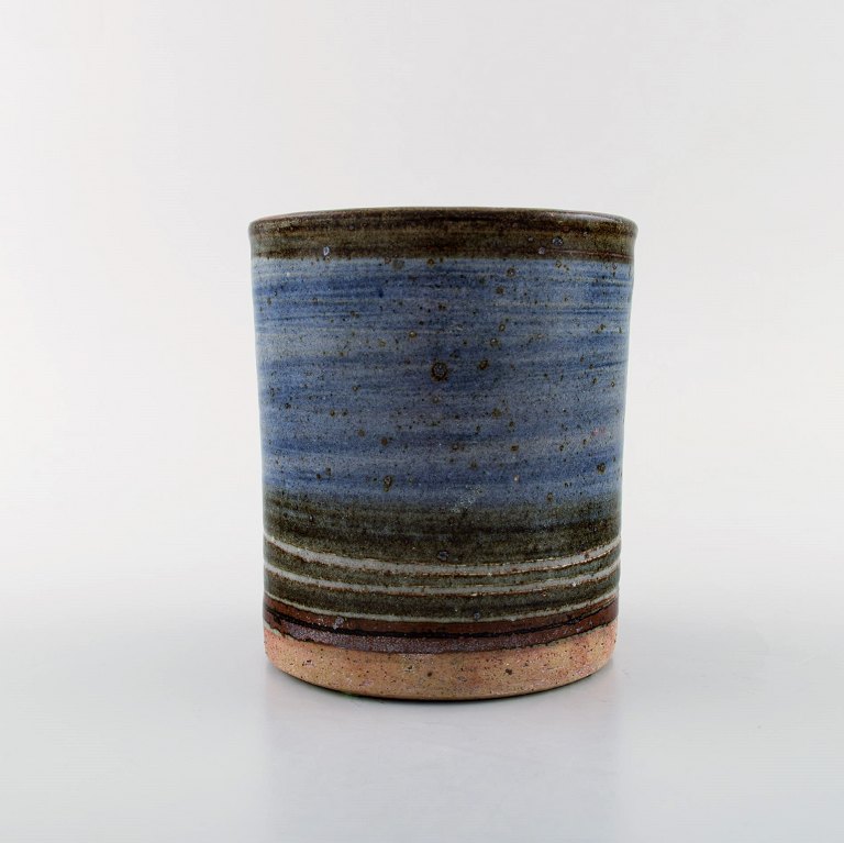 Helle Allpass (1932-2000). Vase of glazed stoneware decorated with beautiful brown and blue glaze. 1960 / 70
