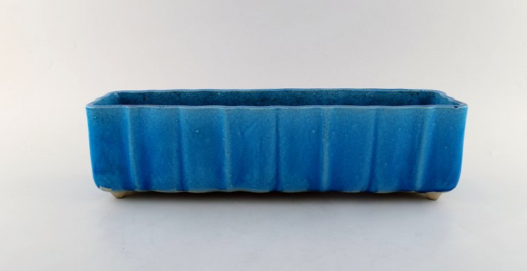 Nils Kähler for Kähler, HAK. Glaseret blomsterkumme/ jardiniere i smuk turkis glasur. 1960/70