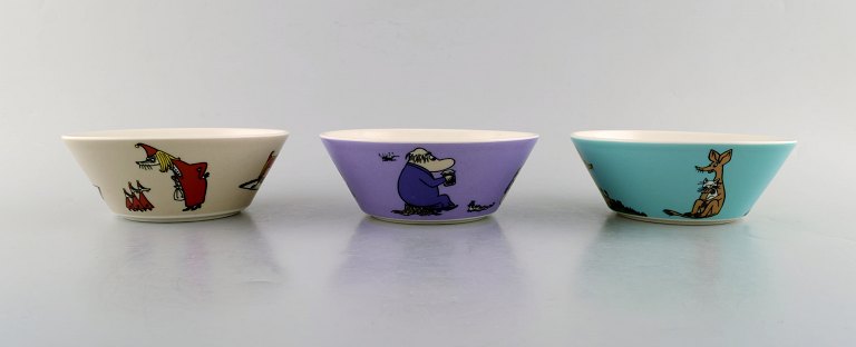 Arabia, Finland. Tre skåle i porcelæn med motiver fra Mumitroldene. Sent 1900-tallet. 