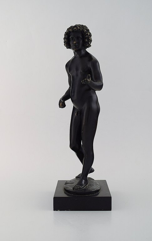 Stor bronzeskulptur forestillende Paris i Iliaden. Ca. 1900.