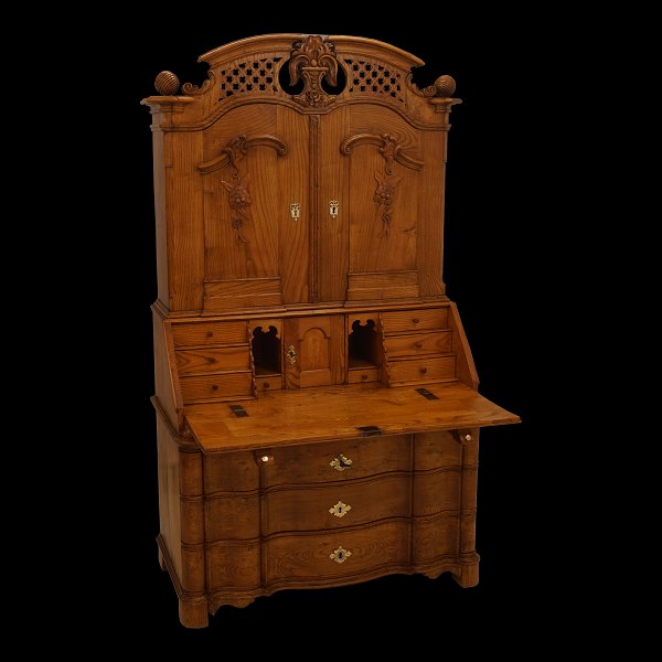 A Danish Louis XVI elm cabinet. Southern Denmark circa 1770. H: 201cm. W: 118cm. D: 88cm