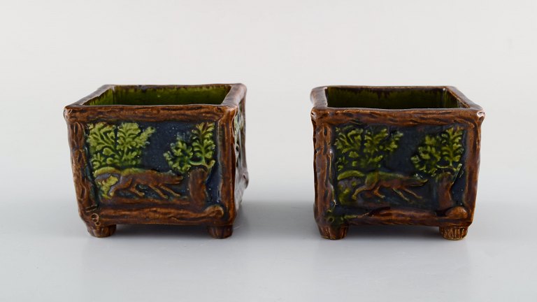 Karl Holst for Höganäs. A pair of antique art nouveau bowls in glazed ceramics. Early 20th century.