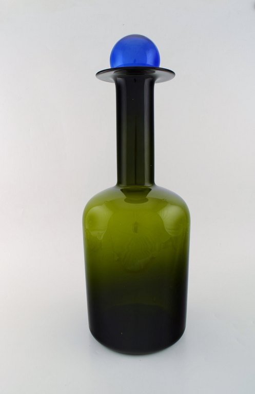 Otto Brauer for Holmegaard. Large vase / bottle in green art glass with blue ball. 1960