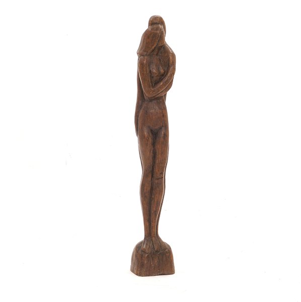 Stor Otto P. skulptur af træ forestillende mand & kvinde.Fremstillet af Otto Pedersen, Odense, 1902-95, og erhvervet direkte af kunstneren. Har således aldrig været i handlen. Signeret.H: 95cm