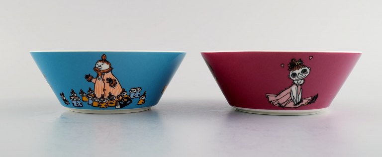 Arabia, Finland. To skåle i porcelæn med motiver fra Mumitroldene. Sent 1900-tallet. 