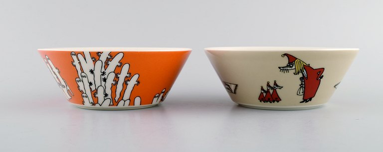 Arabia, Finland. To skåle i porcelæn med motiver fra Mumitroldene. Sent 1900-tallet. 