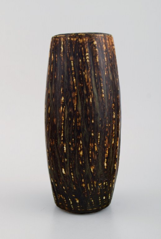 Gunnar Nylund for Rörstrand. Vase i glaseret stentøj. Smuk glasur i brune nuancer. 1960