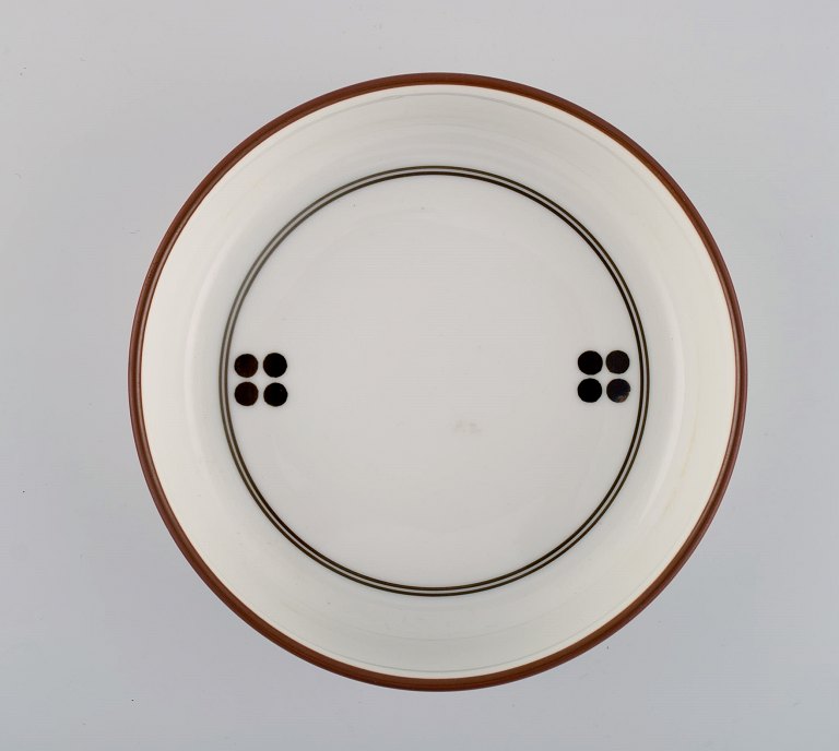 Anne Marie Trolle for Royal Copenhagen. Brown Domino bowl in hand-painted porcelain. Dated 1975-1979.