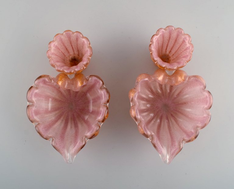 Barovier og Toso, Venedig. Et par organisk formede skåle i lyserødt mundblæst kunstglas. Italiensk design, 1960