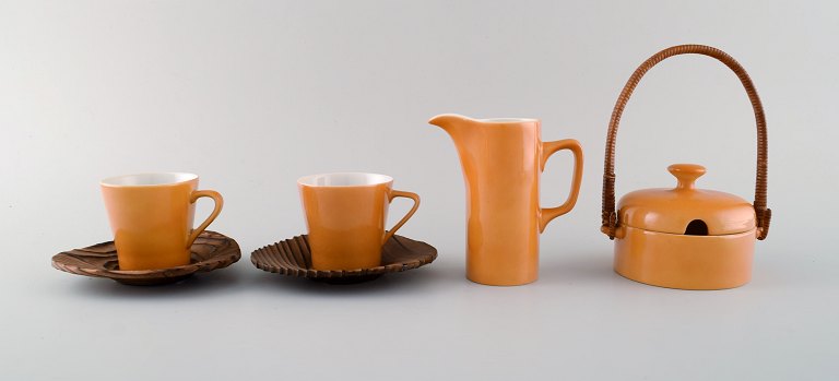 Kenji Fujita for Tackett Associates. Kaffesservice i porcelæn til to personer. Dateret 1953-56.
