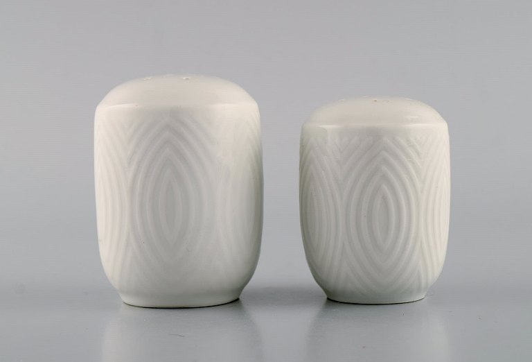 Royal Copenhagen. Salto service, White. Salt and pepper shaker. 1960s.
