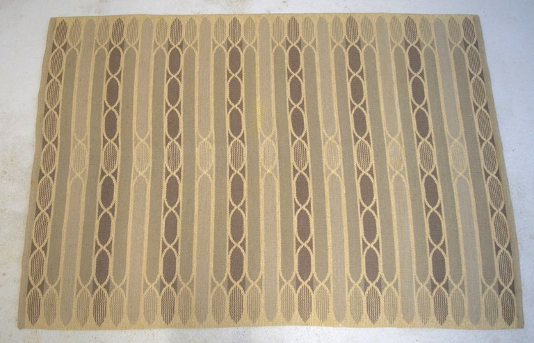 Rölakan, Sweden.Large handwoven wool carpet.