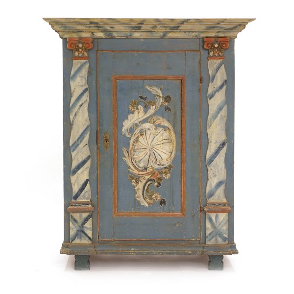 Mid 18th century carved Swedish Baroque cabinet. Circa 1750. H: 172cm. W: 138cm. D: 57cm