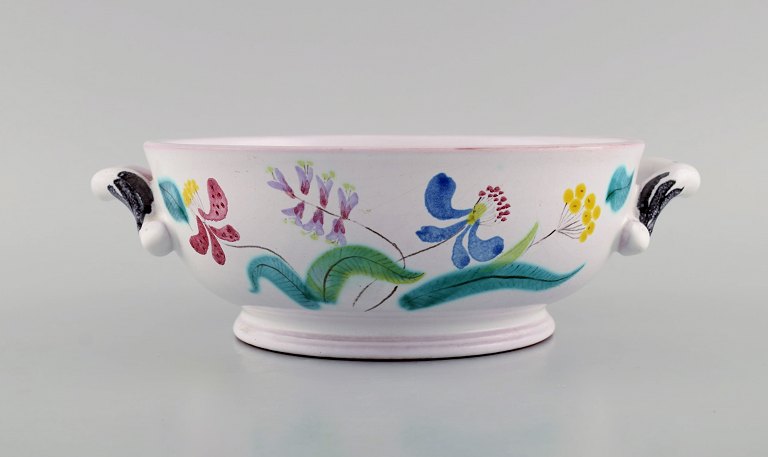 Stig Lindberg for Gustavsberg Studio Hand. Bowl with handles in glazed faience with hand-painted flowers. 1940s.