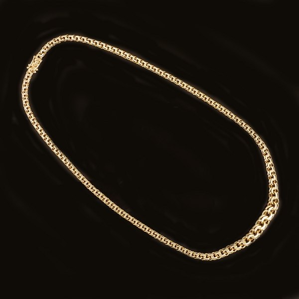 Bimarck halskæde i guld. Bremer Jensen, Randers: Bismarck halskæde i 14kt guld med kasse- og dobbelt sikkerhedlås. L: 48cm. B: 4-8mm. V: 27gr