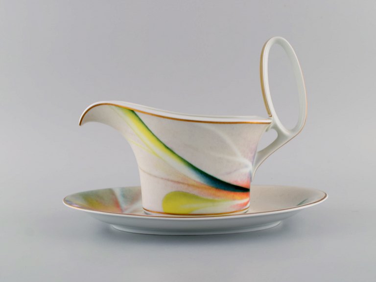 Paul Wunderlich for Rosenthal. Large Mythos sauce boat with saucer in porcelain. 1980 / 90