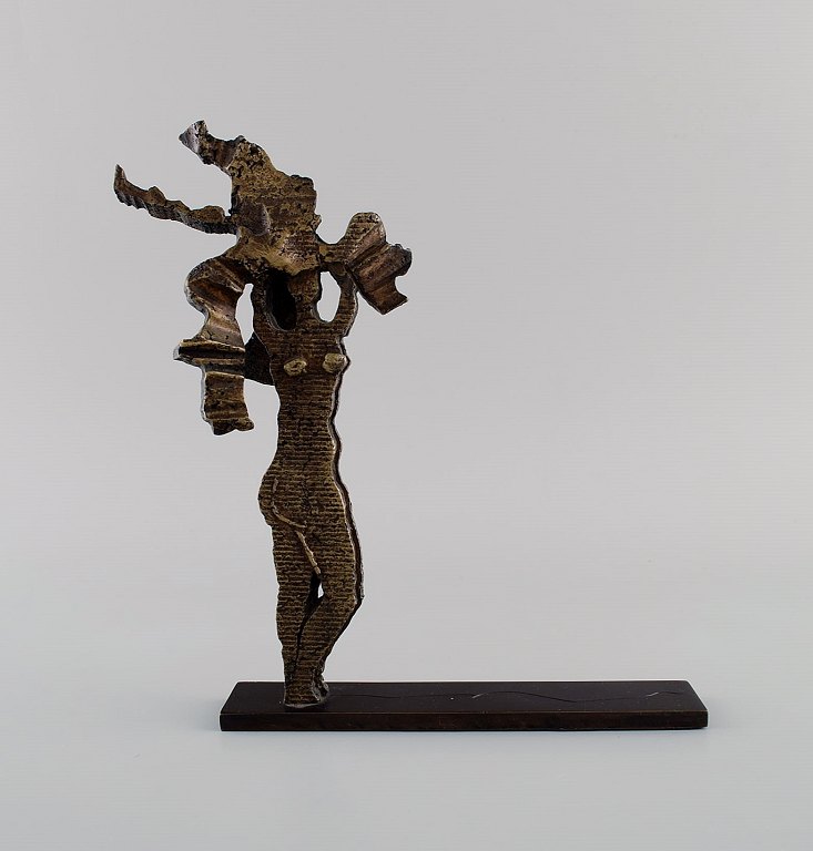 V.V.A, French bronze sculptor. Abstract bronze sculpture. Edition 1/8. Late 20th century.