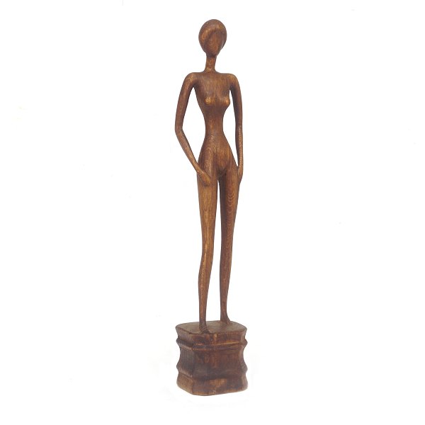 Stor Otto P figur i træSigneret "Otto P" for Otto Pedersen, Odense, 1902-95H: 42cm