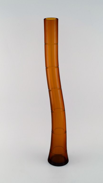 Salviati, Murano. Large vase in mouth blown art glass. Dated 2005.