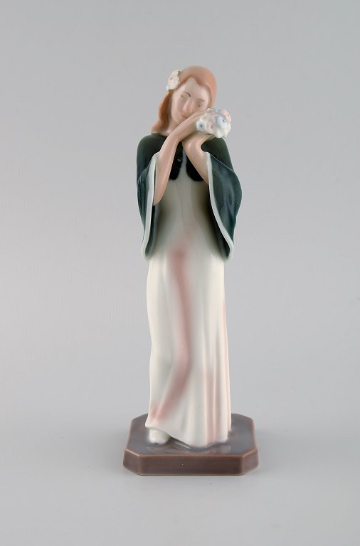 Bing & Grøndahl porcelænsfigur. "Ophelia". Modelnummer 2409. 
