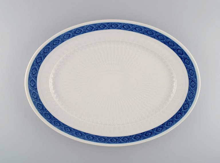 Large oval Royal Copenhagen Blue Fan serving dish. 1960s.