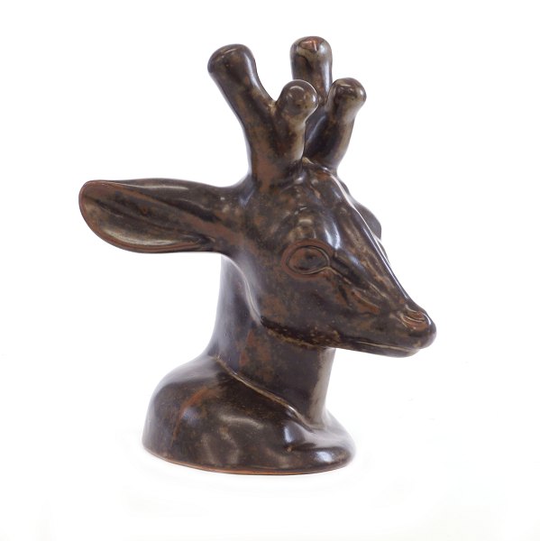 Axel Salto keramik hjort. Hjortehoved i keramik af Axel Salto for Royal Copenhagen. Signeret Salto. H: 30cm