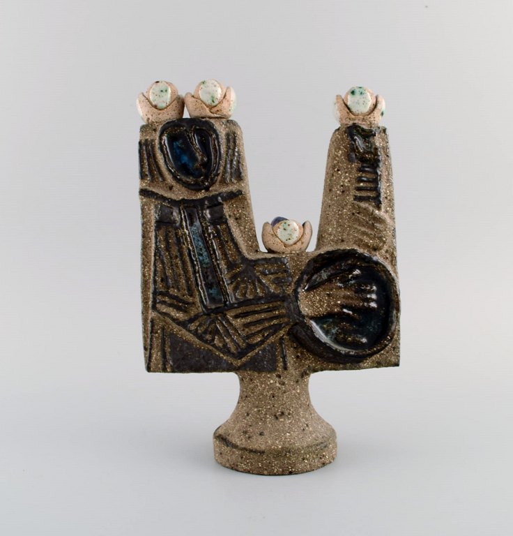 Thomas Hellström (1924–2006) for Nittsjö. Unika skulptur i delvist glaseret stentøj. Svensk design, 1970