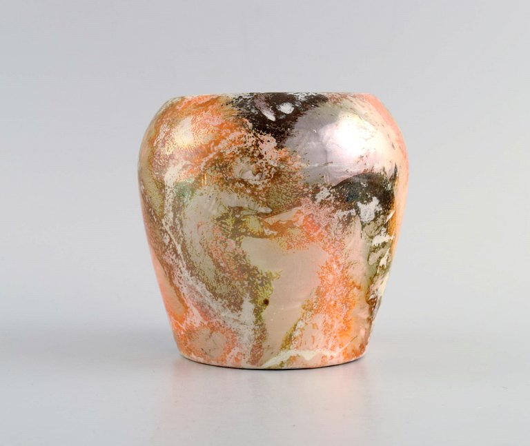 Arabia, Finland. Art deco vase i glaseret fajance. Smuk marmoreret glasur. 1920/30