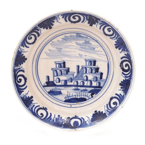 St. Kongengade fad med arkitektur motiv. Signeret St. Kongensgade, København, Johan Pfaus periode. Danmark ca. år 1740. D: 28,5cm