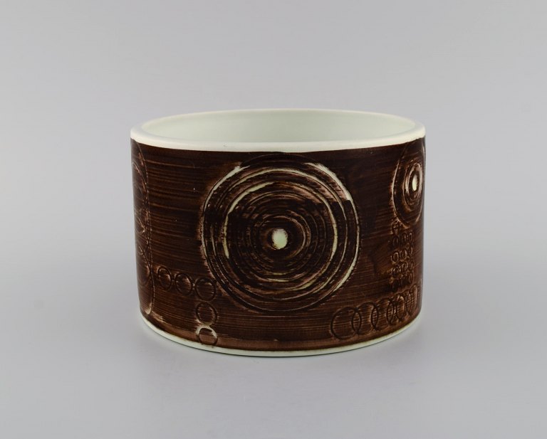 Olle Alberius for Rörstrand. Sarek flower pot in hand-painted and glazed ceramics with geometric patterns. Swedish design, 1960s/70s.