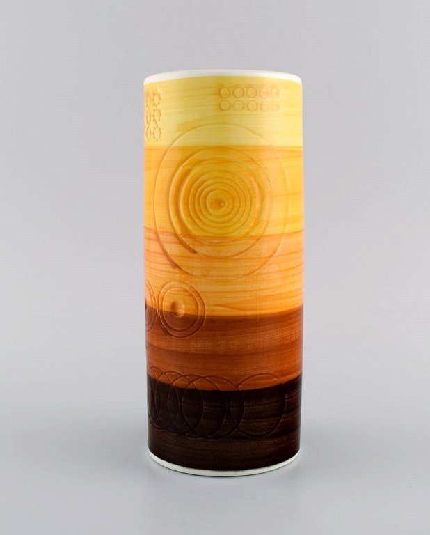 Olle Alberius for Rörstrand. Cylindrical Sarek vase in hand-painted and glazed ceramics with geometric patterns. Swedish design, 1960s/70s.