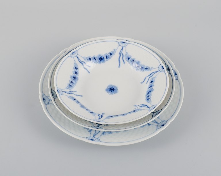 Bing & Grøndahl, Empire, three plates, two deep and a dinner plate.1920s.