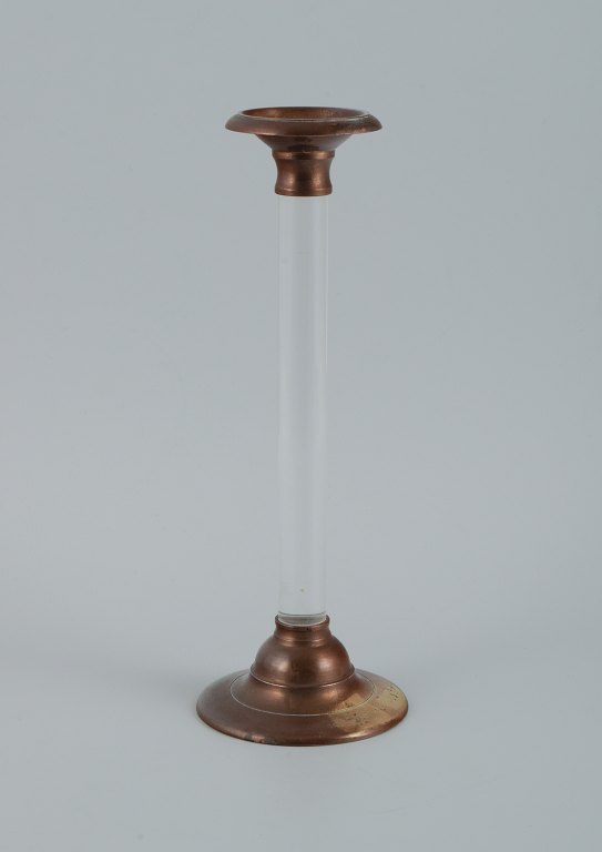 Fransk lysestage i messing og klart glas i modernistisk design.Ca. 1960/70