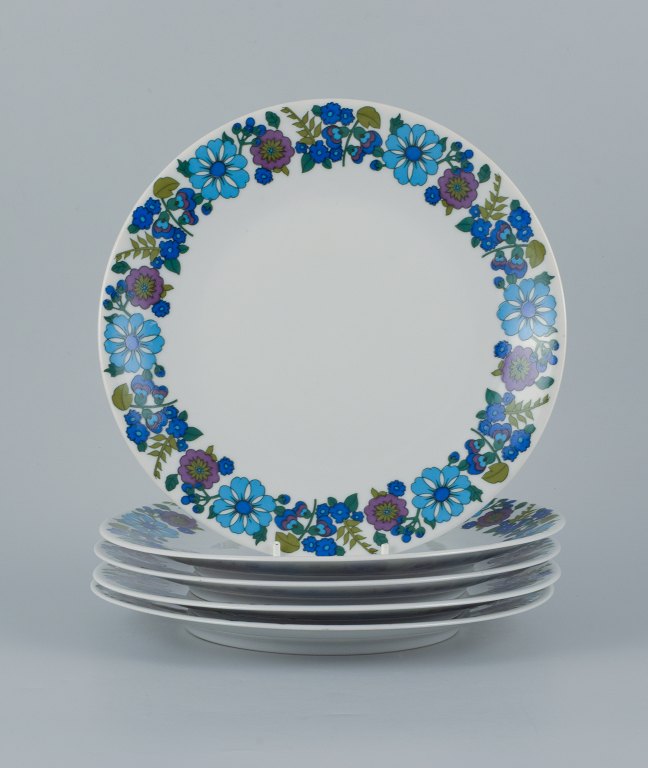 Paar, Bavaria, Jaeger & Co, Tyskland.Et sæt på fem retro middagstallerkner i porcelæn med blomstermotiv.
