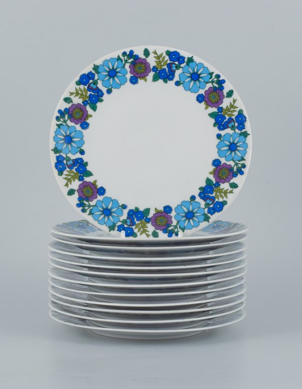 Paar, Bavaria, Jaeger & Co, Tyskland.Et sæt på tolv retro tallerkner i porcelæn med blomstermotiv.