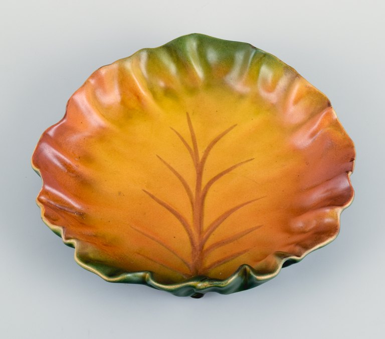 Ipsens, Denmark, leaf-shaped bowl. Glaze in autumn colours.
