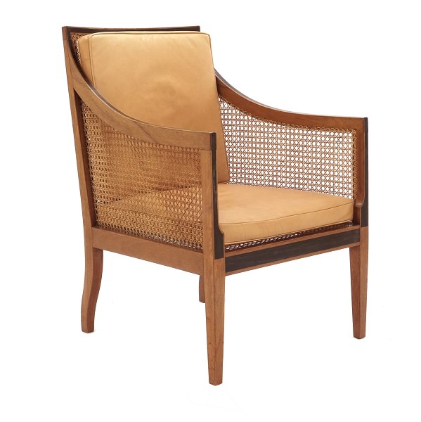Kaare Klint armstol/bergere model 4488 fremstillet af Rud. Rasmussen og med etiket herfra