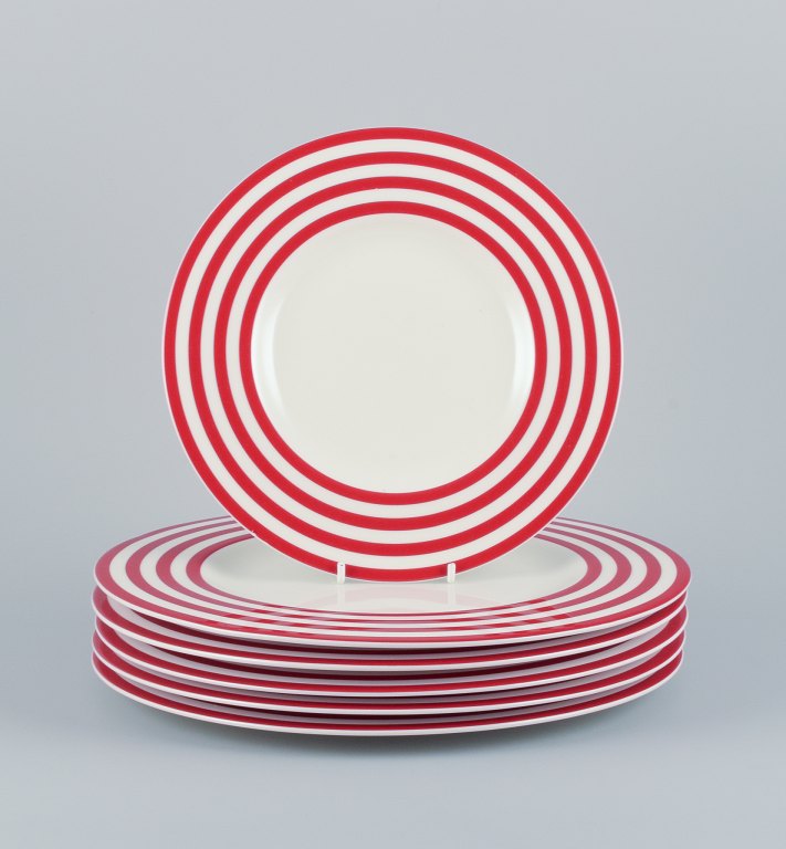 Royal Fine China, a set of six "Freshness Lines Red" plates. Five dinner plates and one lunch plate.
