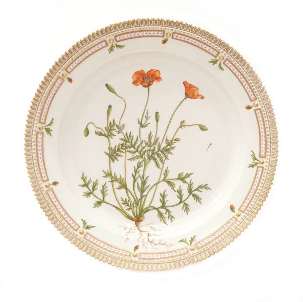 Large Flora Danica porcelain plate 3524 by Royal Copenhagen. "Papaver Argemone L"D: 33cm