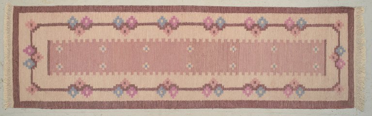 Sweden, Rölakan runner in handwoven wool.Modernist design.