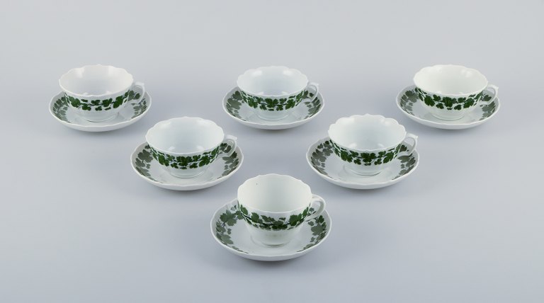 Meissen, Germany, Green Ivy Vine, a set of six tea cups with saucers. Hand-painted.