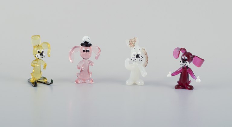 Murano, Italy. A collection of four miniature glass animal figurines in colored art glass.