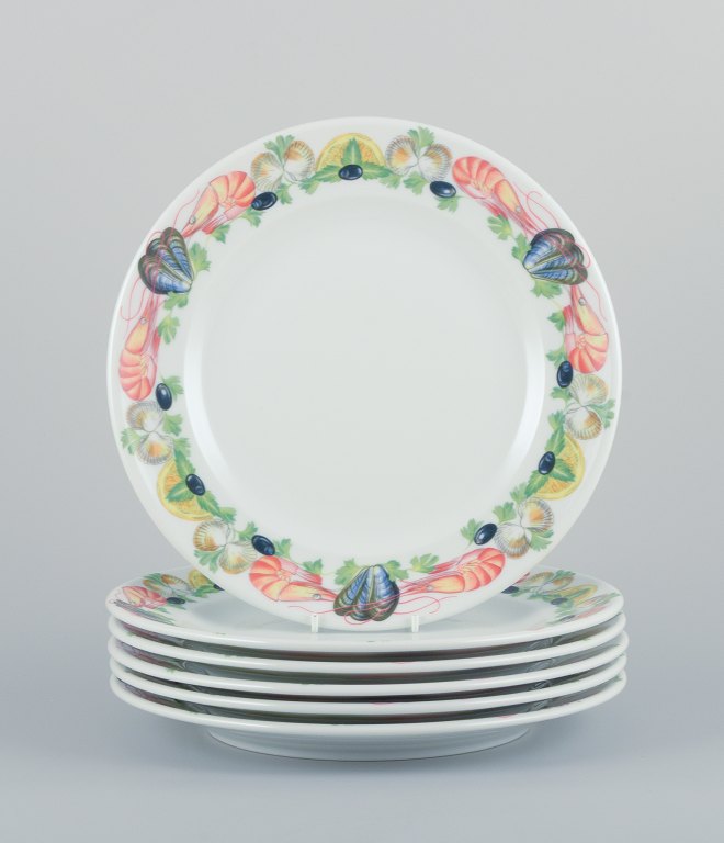 Pillivuyt, France, a set of six large dinner plates in porcelain with seafood motif.